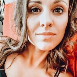 Meet your Posher, Taryn